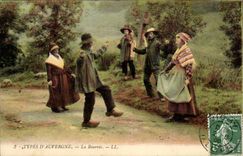 CPA Auvergne The bourree (folklore costume)