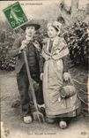 CPA Auvergne Promise in marriage Auvergnants (folklore costume)