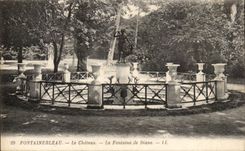 Fontainebleau - the Castle - the Fountain of Diane - CPA