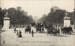 Paris 8 - The Avenue of the Champs Elysees - CPA