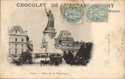 Paris 10 - Statue and Republic Places - chocolate - CPA