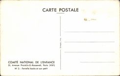 Paris - 8 - National committee of Childhood - Female Koala and its Small - 51 Avenue Franklin Roosevelt CPA