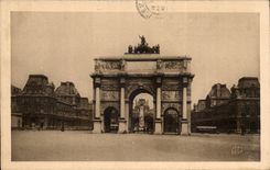 Paris - 1 - l'Arc de Triomphe du Carrousel et le Palais de Louvre CPA 