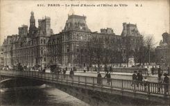 Paris - 4 - Le Pont d'Arcole et l'Hotel de Ville - CPA - 