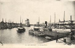 La Rochelle cPA vor Hafen (Boote)