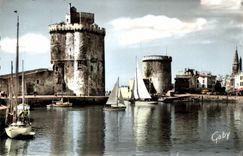 La Rochelle CPA Tours des Hereinkommens des Hafens