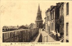 Strasse Rochelle-CPA auf den Wanden und dem Aufsatz der Laterne