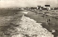 Chatelaillon CPA View of the beach