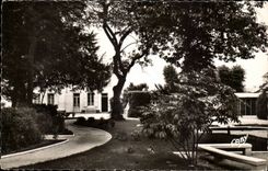 Marans CPA the town hall and gardens