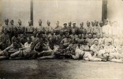 CPA Real photo Militaria Regiment