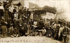 CPA Militaria Real photo Regiment soup memory of the war