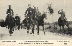 CPA Militaria king Albert with the head of his valiant army