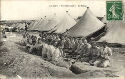 CPA Militaria With the camp News tables the meal