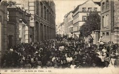 Elbeuf - the Exit of the Factories - CPA