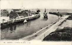 Dieppe - Eingang der Piers - CPA