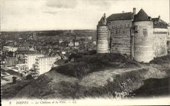 Dieppe - das Schloss und die Stadt - CPA