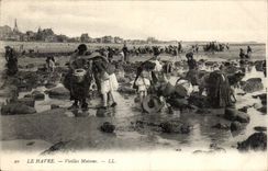 Le Havre - Fische der alte Frauen Haus-CPA