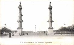 Bordeaux - the Columns Rostrales CPA