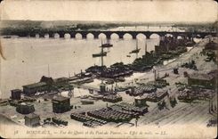 Bordeaux CPA Seen of the quays and the stone Night effect bridge