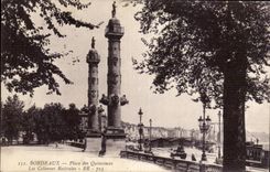 Bordeaux CPA the columns rostrales Place of the Quincunxes