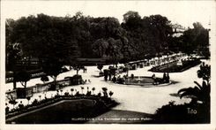 CPA Bordeaux the terrace of the public garden