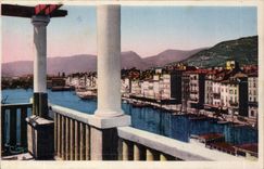 Toulon CPA Pretty sight on the quay