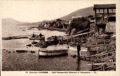 Environs d'Hyeres CPA Cafe Pomponians Allouard a l'amanarre