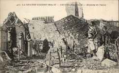 Neue Wolbung - die grossen Hauser des Krieg-1914 in den Ruinen - - CPA