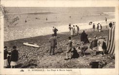 Wimereux - the Beach has high tide - CPA
