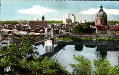 Toulouse - Vue Plongeante sur la Garonne au Pont Suspendu - L'Eglise St Nicolas CPA 