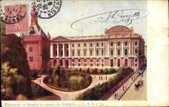 Toulouse - Donjon et Square du Capitole - CPA 