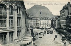 Grenoble - Place Grenette and the Mount St Eynard - bus CPA