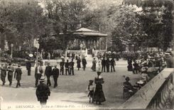 Grenoble - Garden of the Town hall - the Concert - CPA