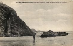 Saint Michel Chief Chief CPA beach and rocks rising tide