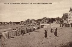 La Baule CPA Seen on the beach taken of the Dune