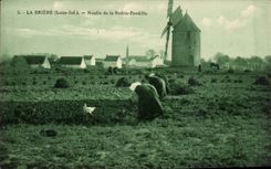 CPA Briere Moulin des rodrie baumelt