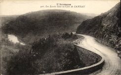 CPA laces in the dimension of Laneau