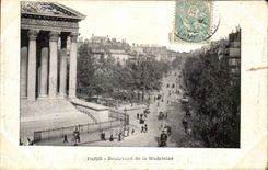 Paris CPA Boulevard of the Madeleine