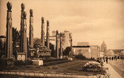 Paris CPA Exposition des Arts Decoratifs 1931 Jardin sur la terrasse 