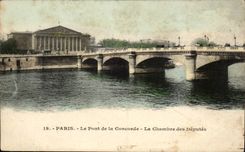 Paris CPA the bridge of the Harmony the House of Commons (Eiffel Tower)