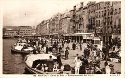 Toulon - Cross-section of the Port - Loading of the Sharp - boat - boat - sailor - sailors - CPA