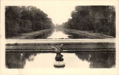 Fontainebleau - the Castle - the Canal - CPA