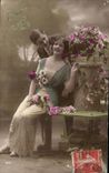 Fantaisie - Couple surrounded by beautiful flowers - CPA 
