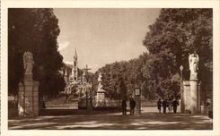 Lourdes - Entrance of Sactuaires - CPA