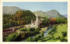 Lourdes - the Basilica - the Station - CPA