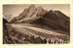 CPA Chamonix Mer de glace aiguilles du geant et de Chamonix mauvais pas