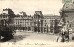 Paris CPA Louvre Ministere des Finances La cour du Louvre