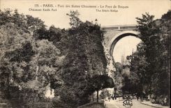 Paris CPA Park of the Chaumont Hillocks the bridge of Bricks