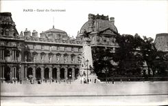 Paris CPA Louvre Cour du carrousel