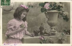 CPA Fantasy Child and pigeons